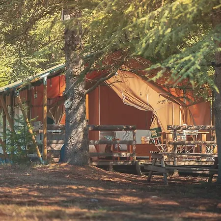 Domaine de la Vitarelle Glamping Villaniere Extérieur photo