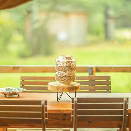 Domaine de la Vitarelle Glamping Villaniere Extérieur photo