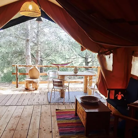 Domaine de la Vitarelle Glamping Villaniere Extérieur photo
