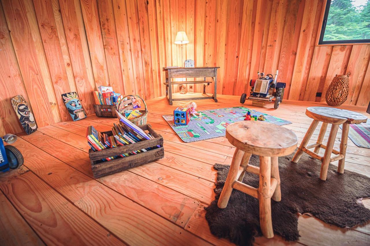 Domaine De La Vitarelle Glamping Villaniere
